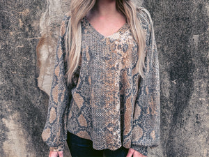 KNITTED SNAKESKIN TOP